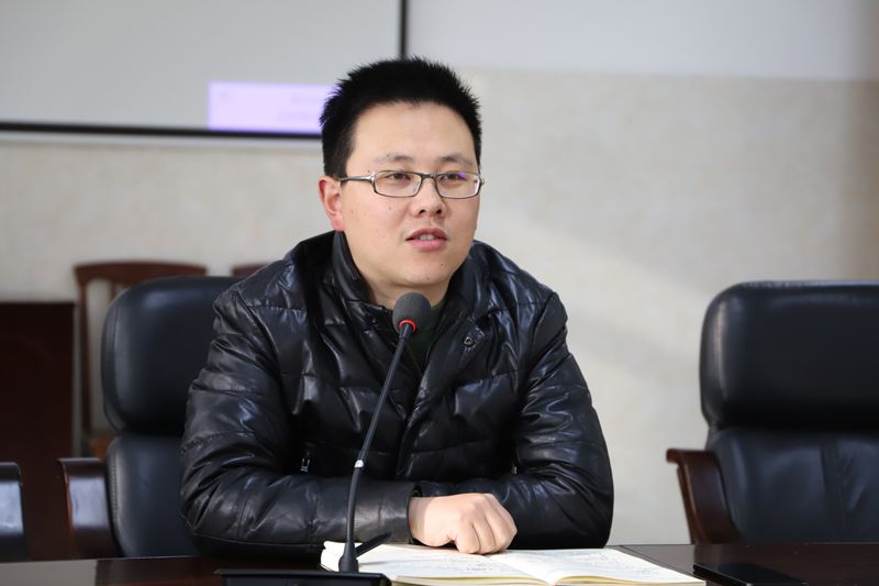 我校教導(dǎo)處、教科室組織召開教研組長工作協(xié)調(diào)會