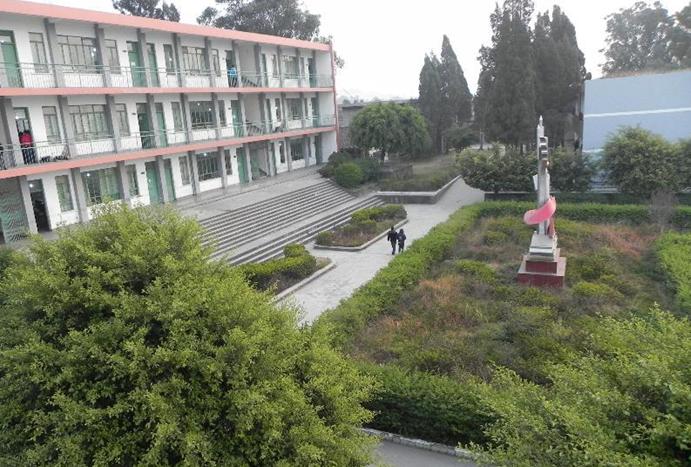西昌四中學校地址在哪里？