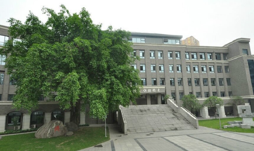 成都樹德中學(xué)校園環(huán)境怎么樣？