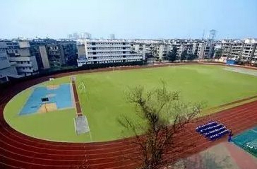 成都實(shí)外新都五龍山學(xué)校校園環(huán)境怎么樣？