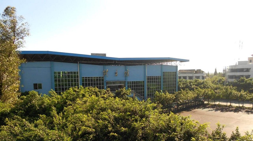 青神中學(xué)校園環(huán)境好不好？