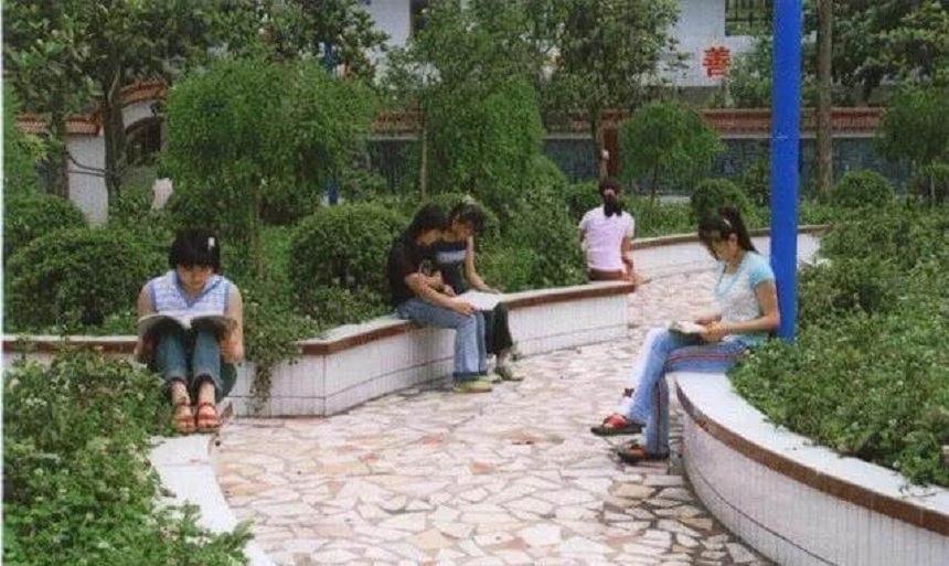 倉山中學(xué)怎么樣，這個(gè)學(xué)校好不好？
