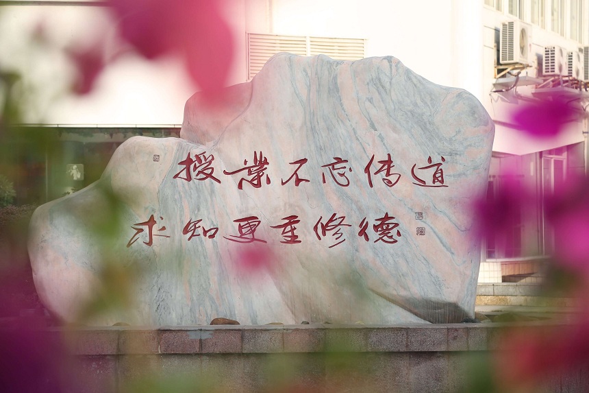 東汽八一中學(xué)近幾年升學(xué)率情況怎么樣？
