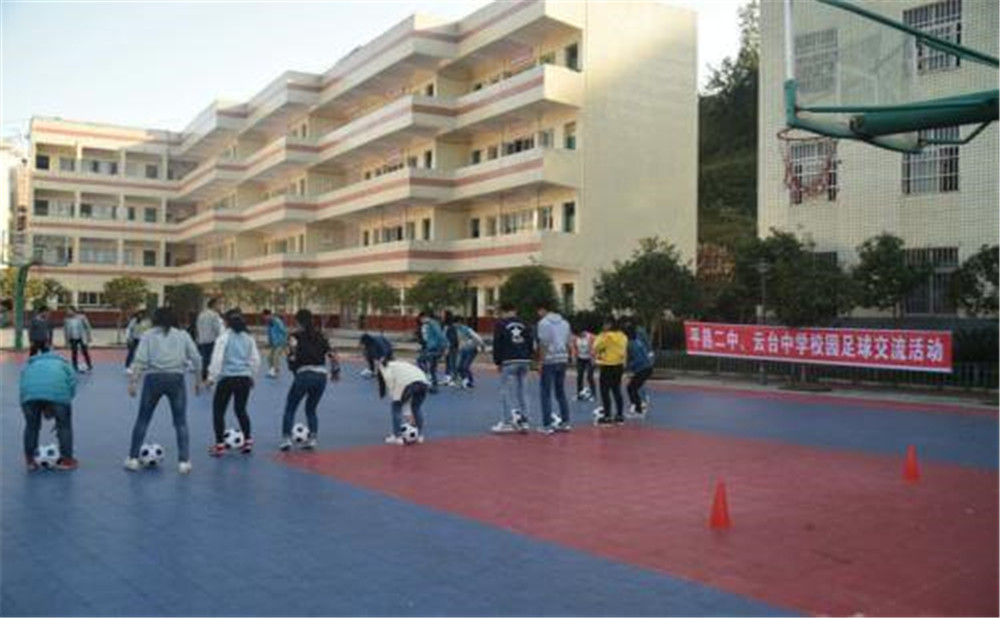 云臺中學(xué)學(xué)校環(huán)境怎么樣？