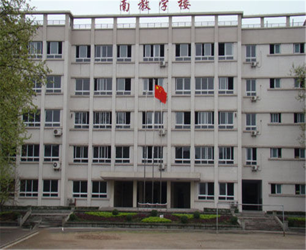 達州鐵路中學(xué)學(xué)校詳細地址在什么地方？