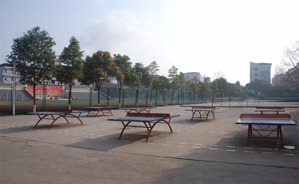 廣安代市中學(xué)的詳細(xì)地址在什么地方？