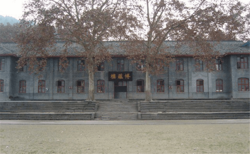 閬中市老觀中學(xué)學(xué)校環(huán)境怎么樣？
