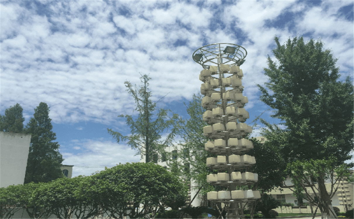 成都市籍田中學(xué)每年的學(xué)費是多少錢？