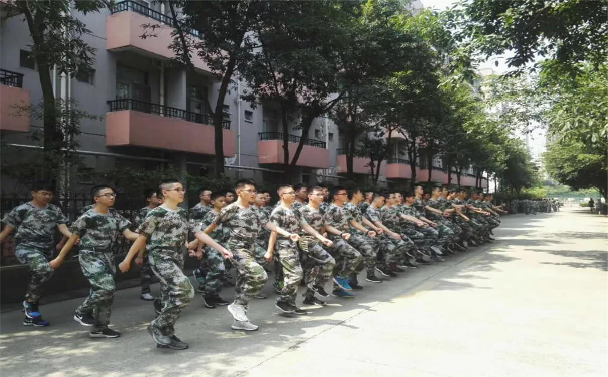 川化中學(xué)2020年招生錄取分?jǐn)?shù)線是多少？
