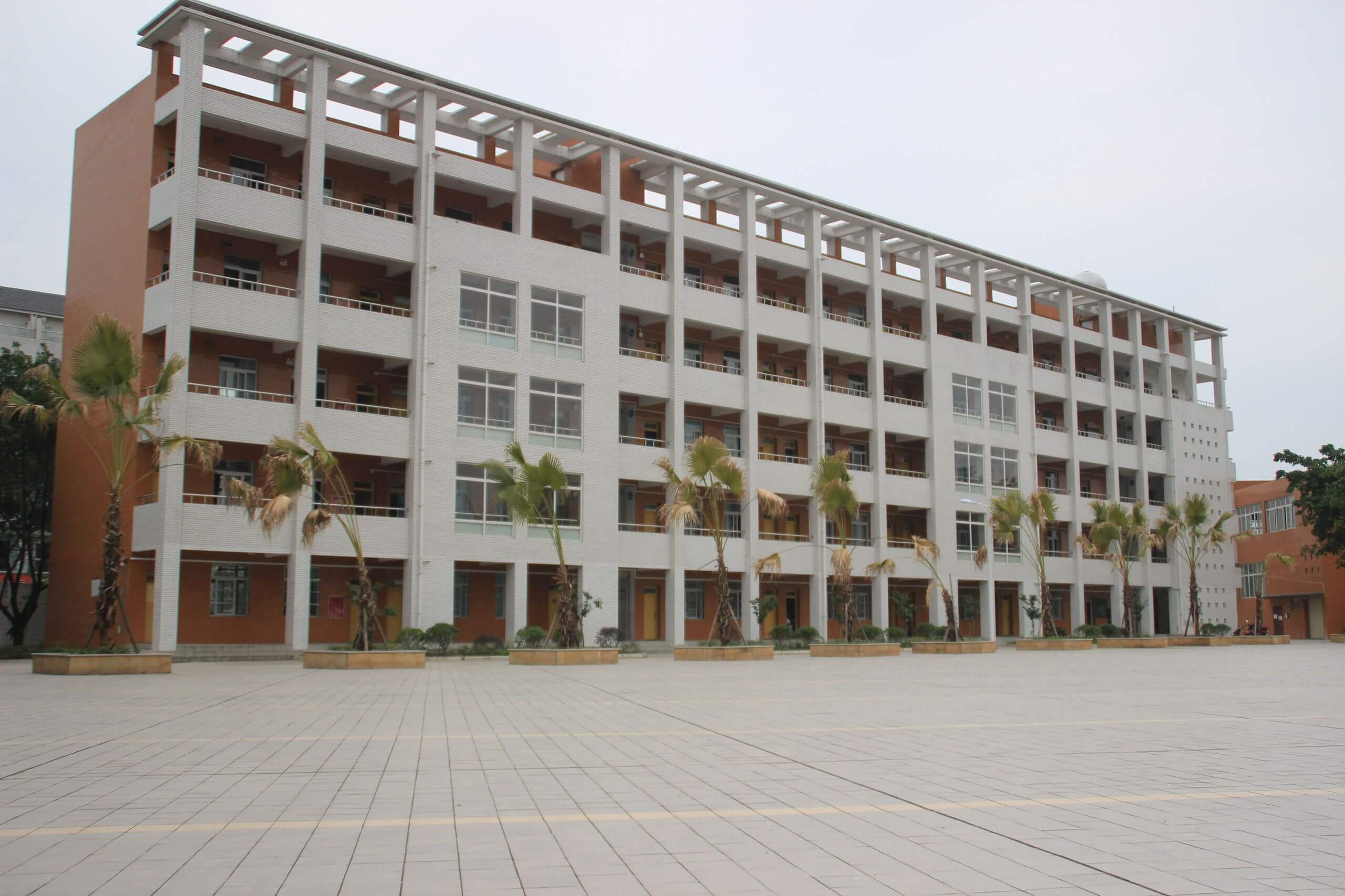 金堂實(shí)驗(yàn)中學(xué)的高中怎么樣？