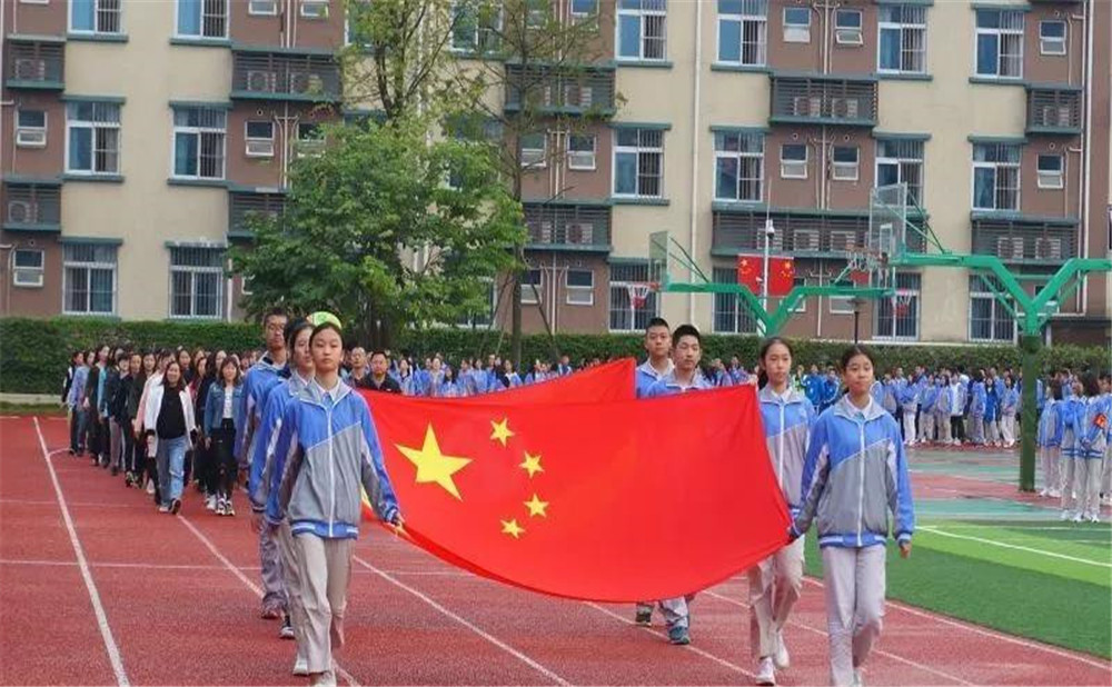 四川師范大學(xué)實(shí)驗(yàn)外國(guó)語(yǔ)學(xué)校怎么樣？