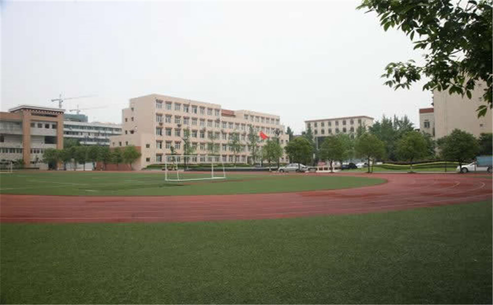 成都西藏中學(xué)的高考升學(xué)率是多少？