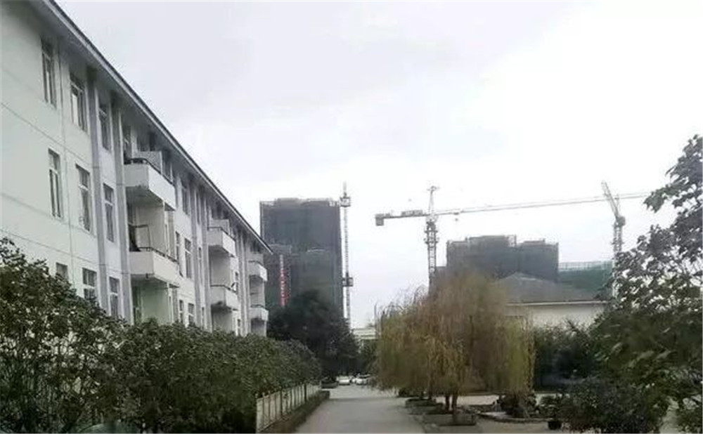 淮口中學(xué)去年的錄取分?jǐn)?shù)線是多少？
