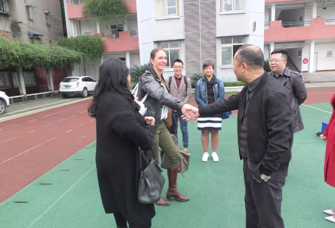2020年通錦中學(xué)計(jì)劃招多少人？"image.png"