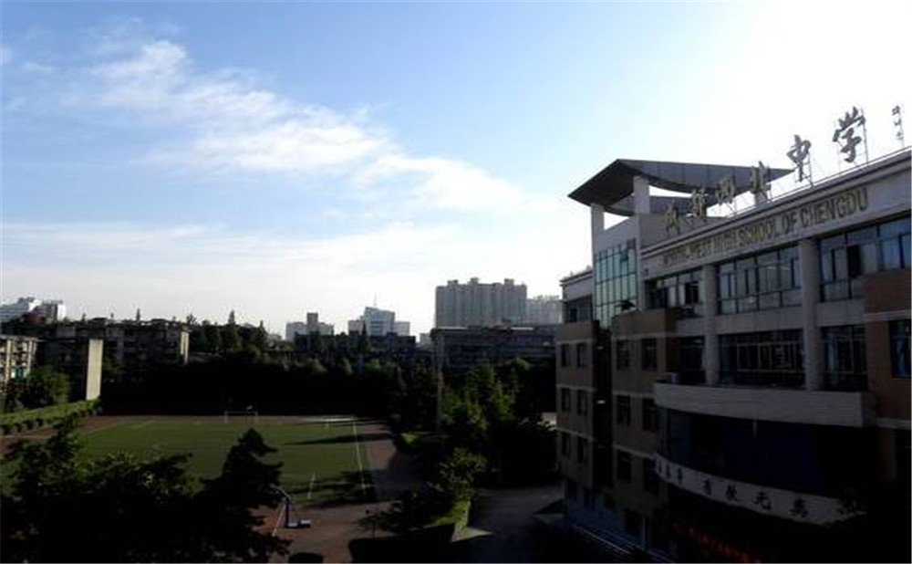 成都市西北中學(xué)的本科升學(xué)率高不高？