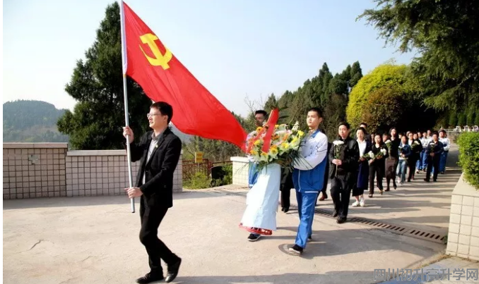 簡陽中學的本科升學率是多少？