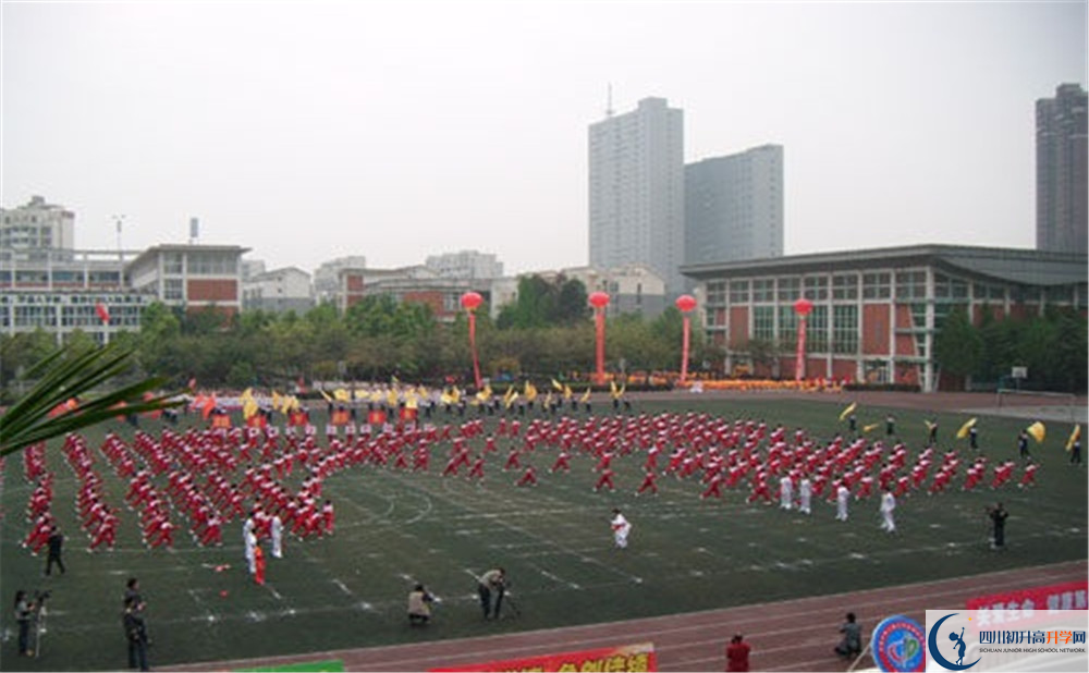 成都文武學(xué)校的實驗班怎么樣？
