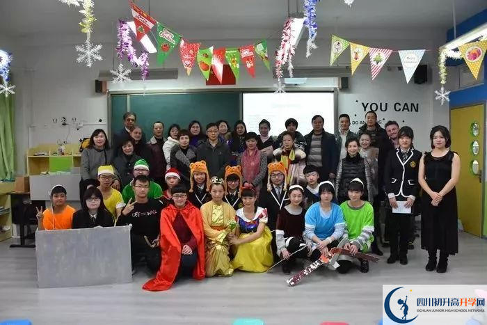 四川師范大學(xué)實驗外國語學(xué)校的老師好不好？