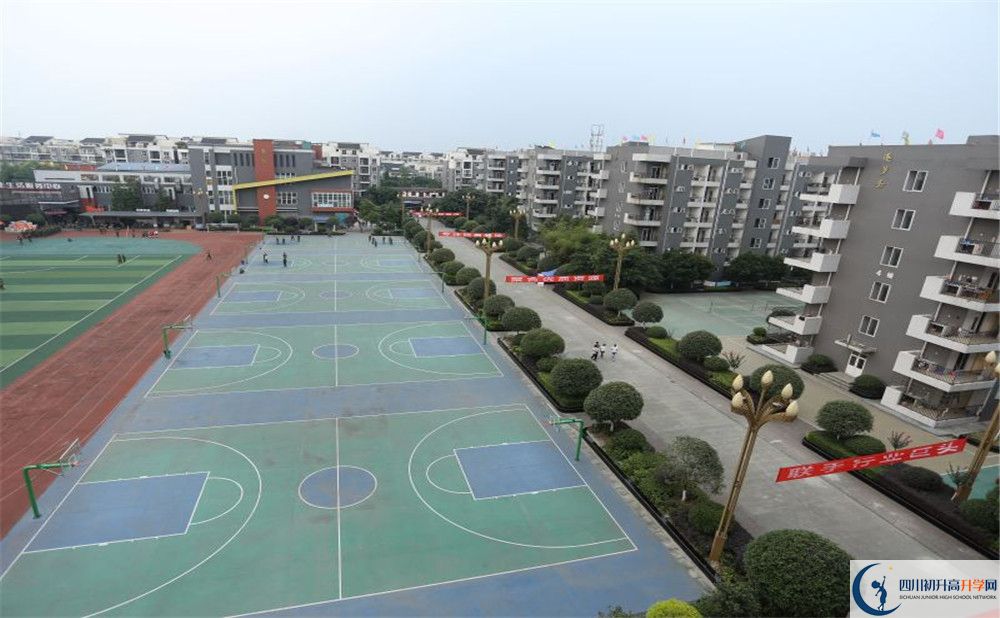 大彎中學(xué)的老師好不好？