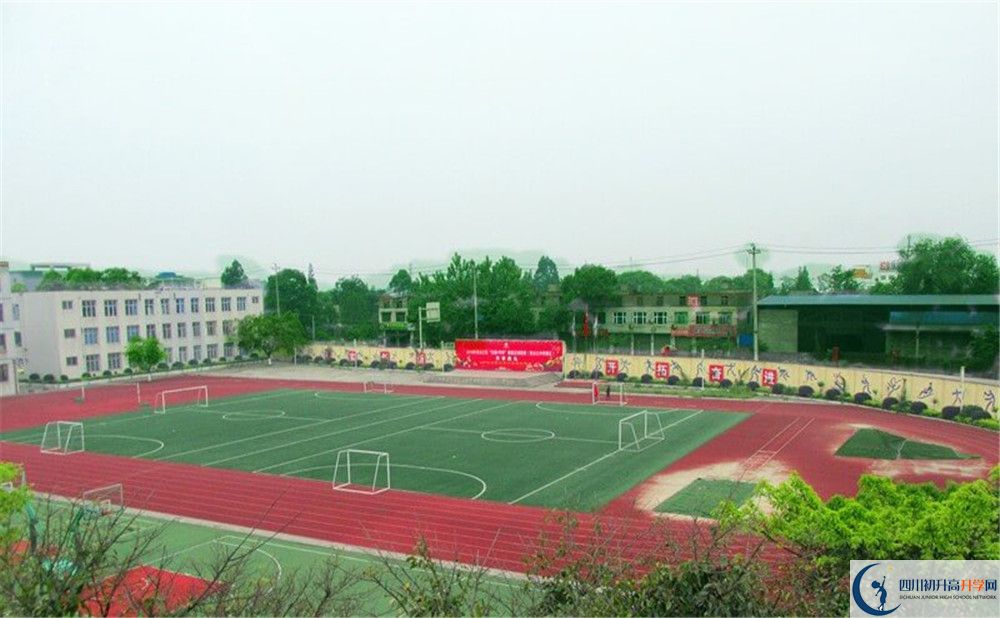 青白江中學(xué)的地址在哪里？