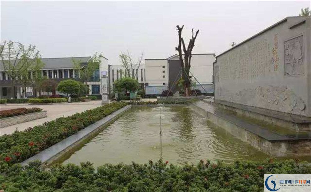 石室白馬中學初升高自主招生錄取線是多少分？