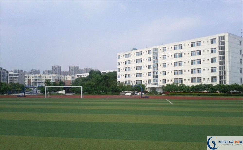 龍泉二中初升高向外地招生嗎？