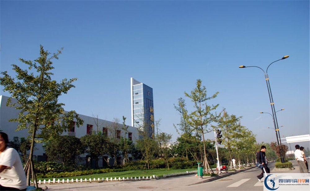 成都樹德中學(xué)光華校區(qū)高中平行班怎么樣？