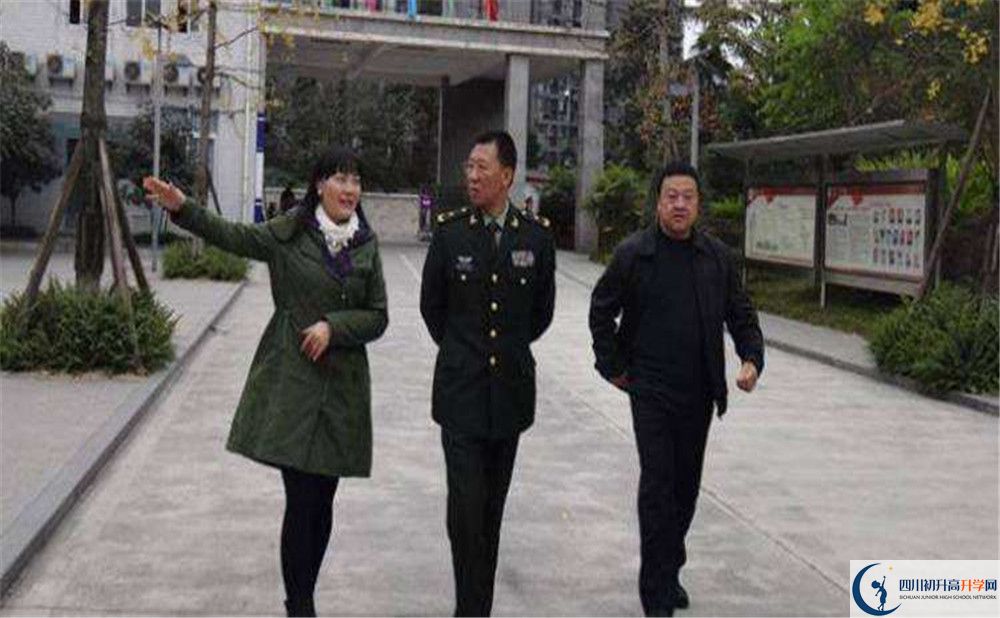 成都七中八一學校高中平行班怎么樣?