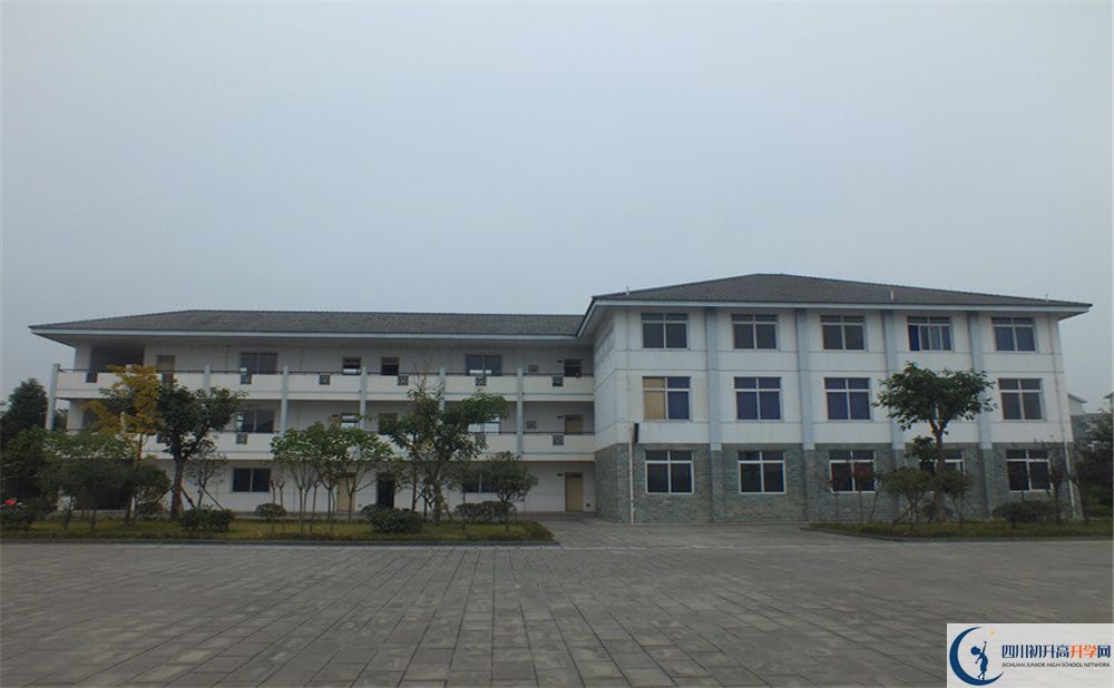 淮口中學(xué)在全國(guó)高中排名是多少？