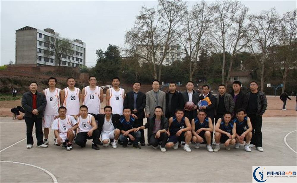 賈家中學中學平行班中考重點率高嗎？