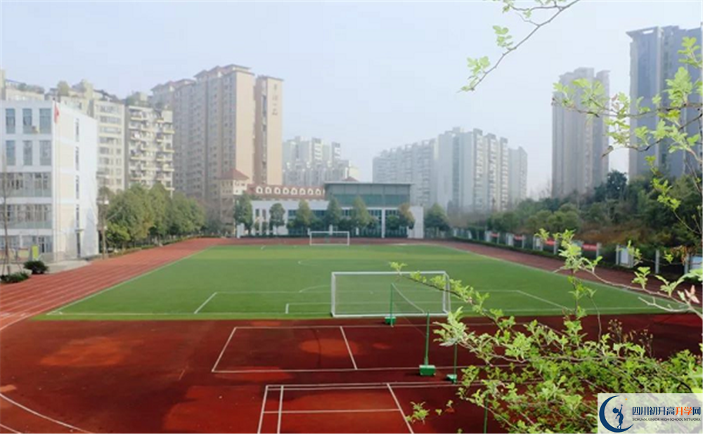 四川省米易中學(xué)校2020年中考錄取分?jǐn)?shù)線是多少？