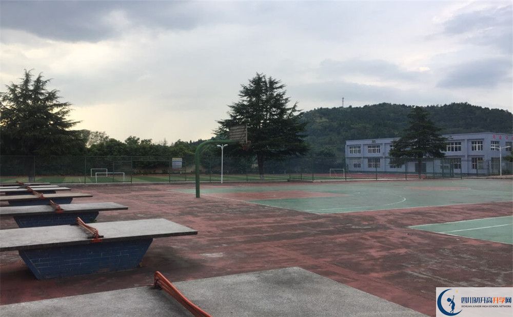 蘆溪中學(xué)今年的錄取條件是否有變化？