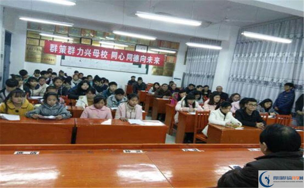 鼎山中學今年招生時間安排有什么變化？